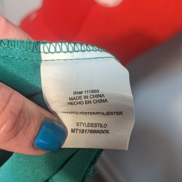 OLM Green Floral Flutter Sleeve Blouse Women's Medium - Picture 6 of 7